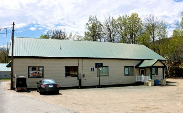 609 Main Street