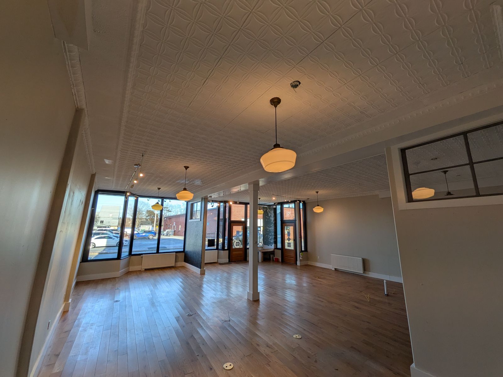 Photo 6 of 160 Front St
