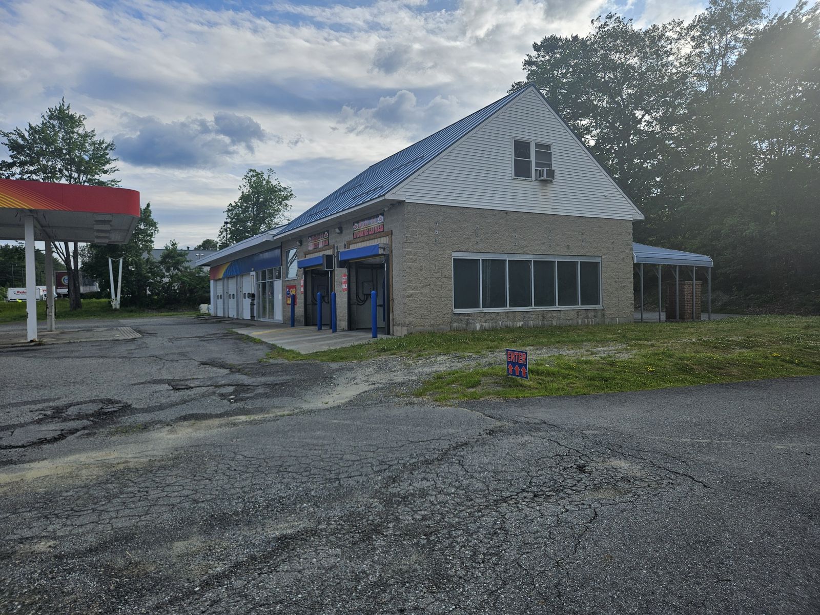 Photo 21 of Retail site w drive thru capable