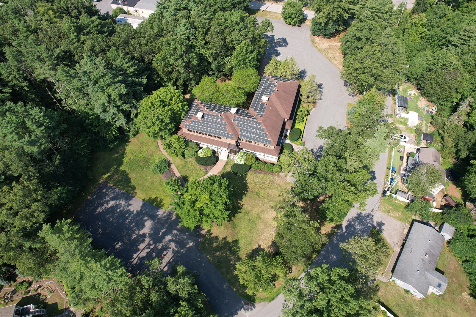 Photo 12 of 135 Folly Mill Rd, Seabrook, NH 03874