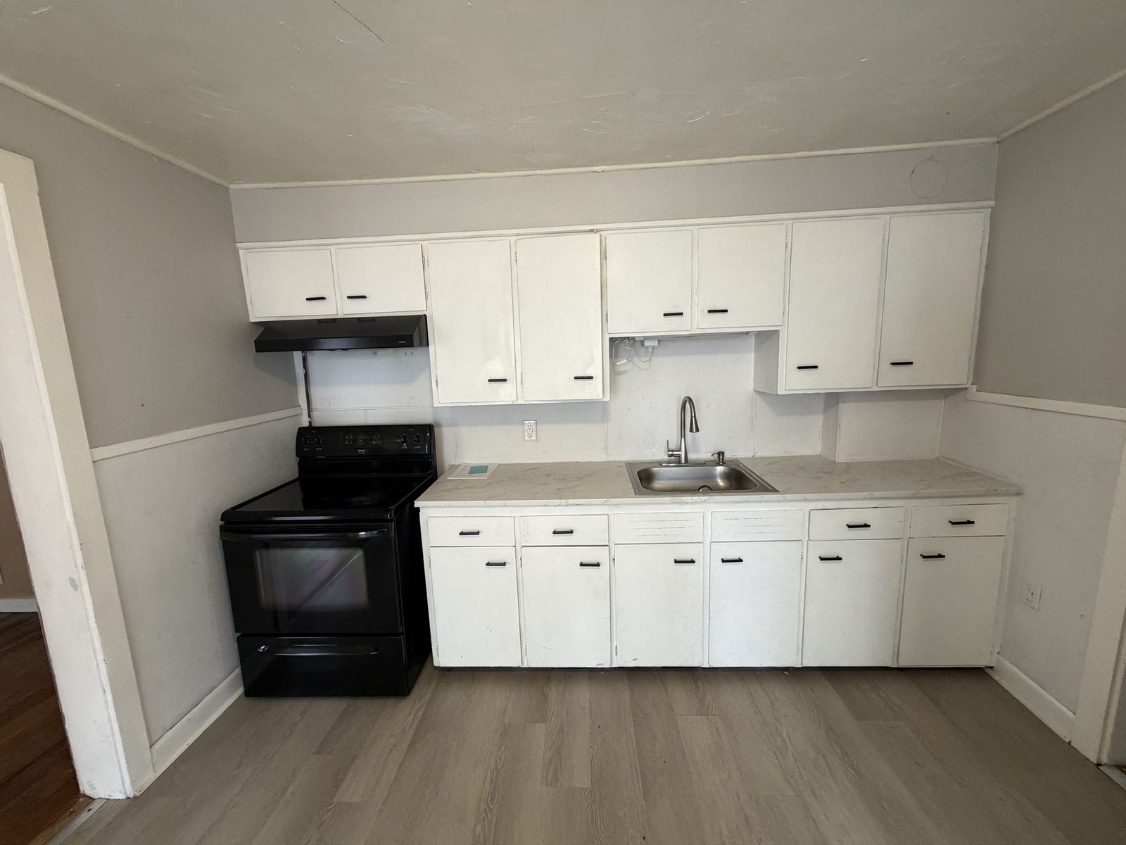 Photo 4 of Turnkey 6-Unit Multifamily