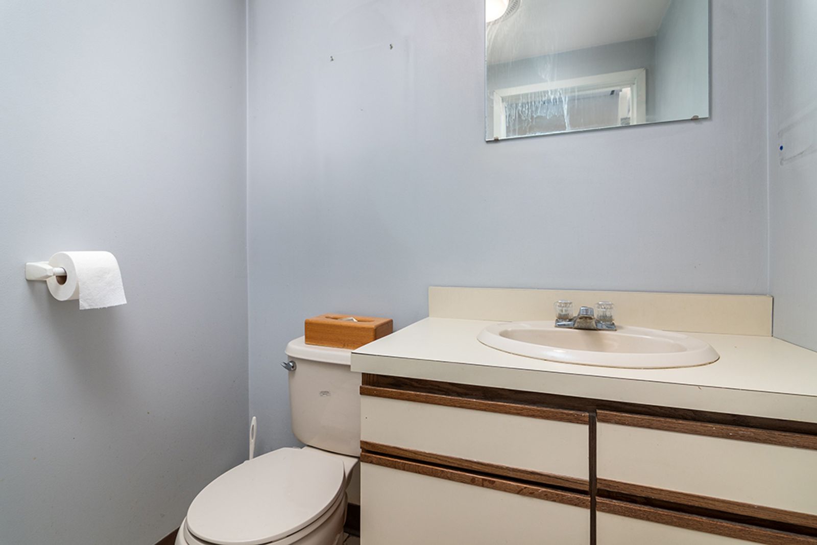 Photo 18 of Corner Office Suite