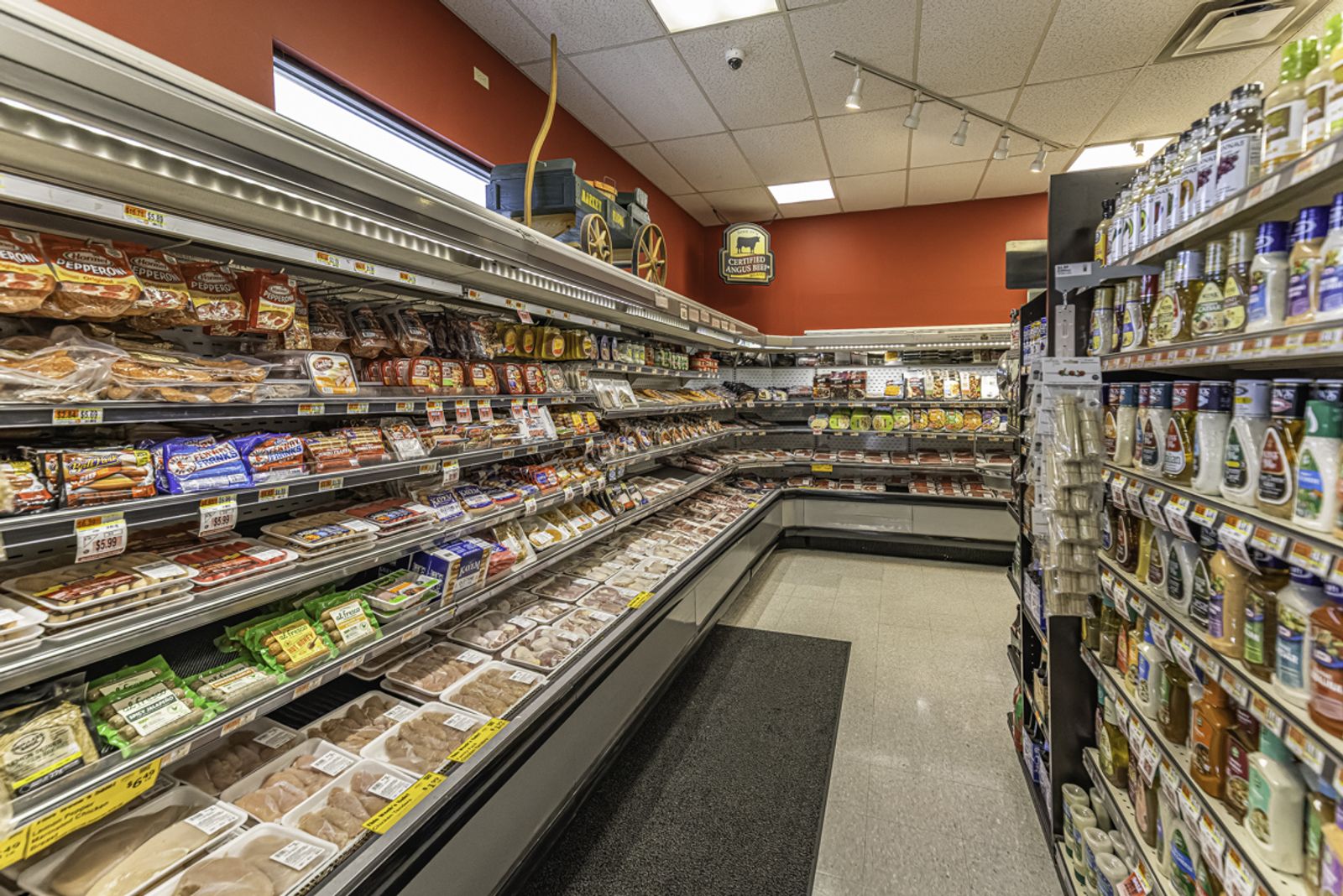 Photo 8 of Full Service Grocery Store