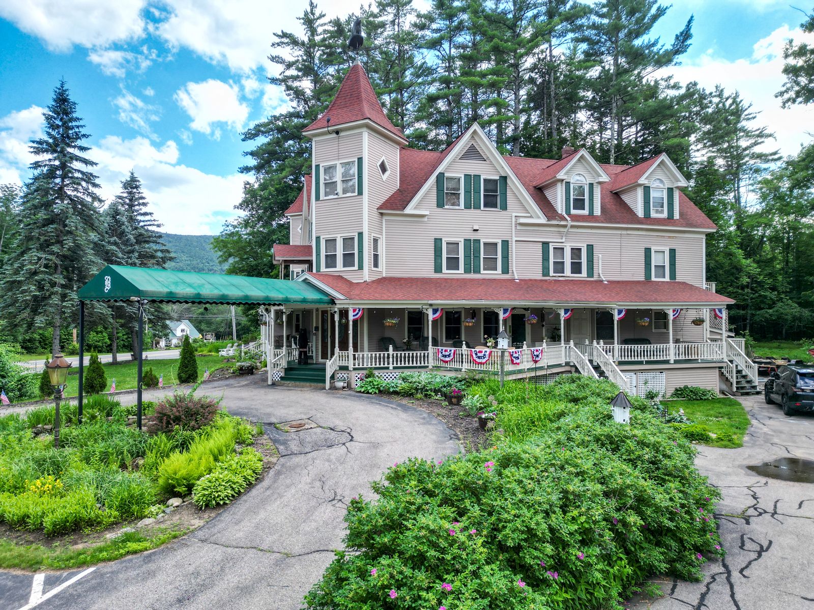 Photo 4 of The Bernerhof Inn