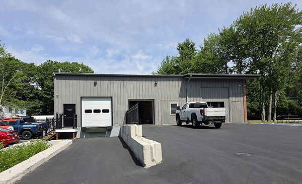 Flex Industrial Building For Sale/Lease