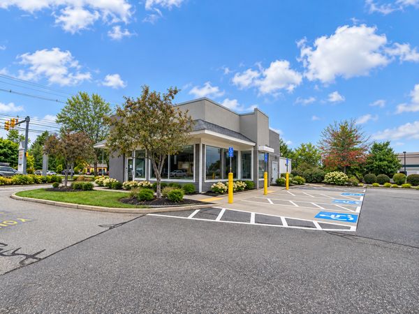 2 Post Office Square | Freestanding 2nd Generation Restaurant With Drive-Thru