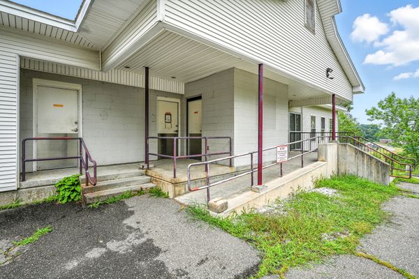 10 Pet Haven Ln