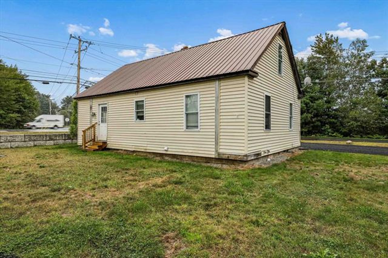 Photo 5 of Business-Zoned Property with Versatile Shop & 3-Bedroom Residence | 655 & 657 W Swanzey Rd