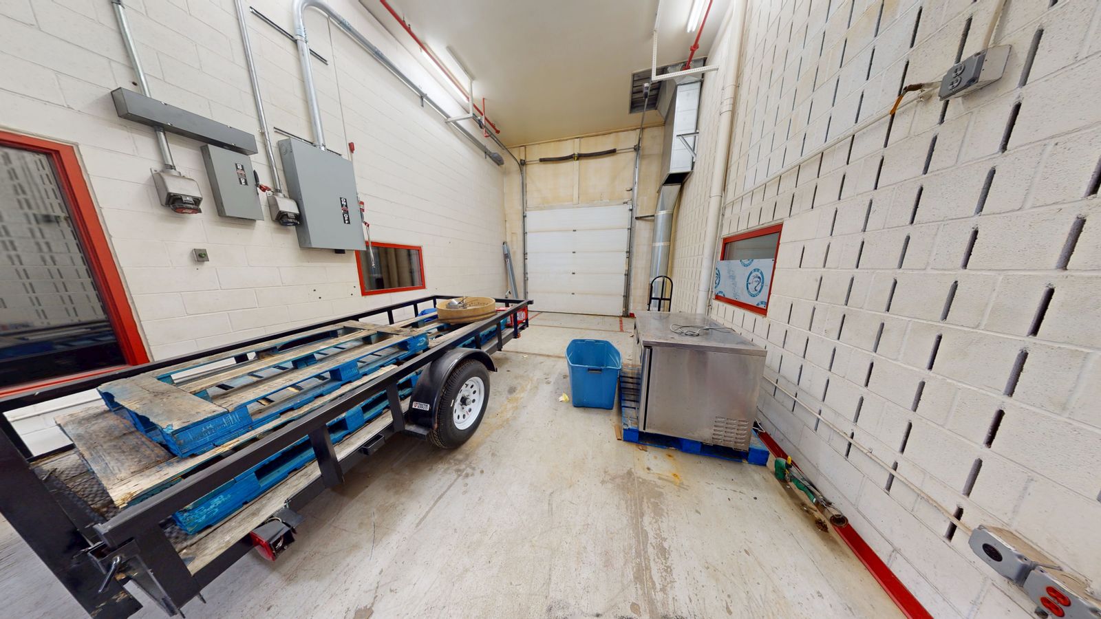 Photo 18 of Prime Industrial Space