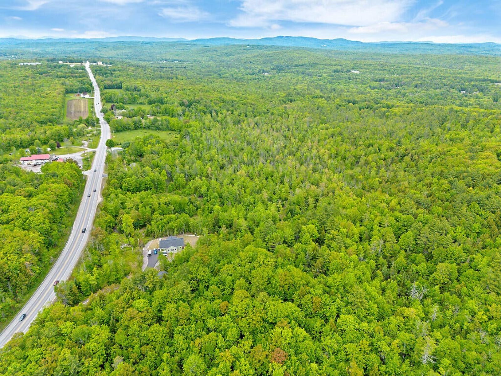 Photo 9 of 487 Pigeon Hill Rd