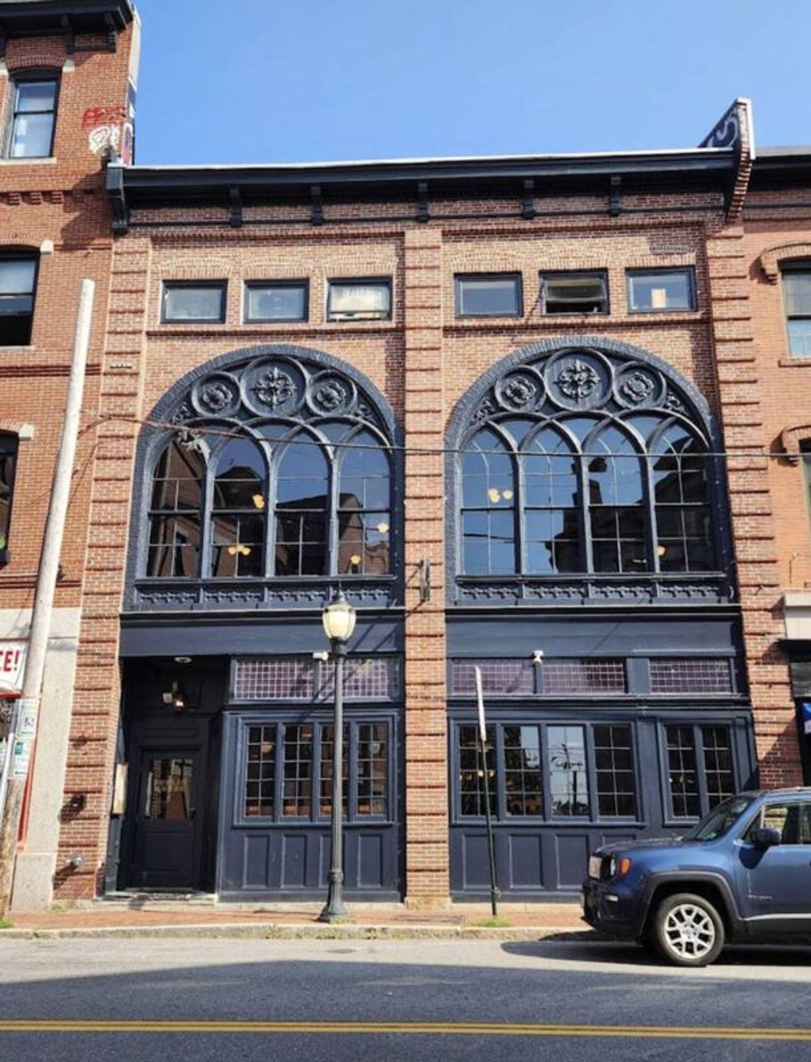 Photo 4 of Turn-Key Bar in Old Port