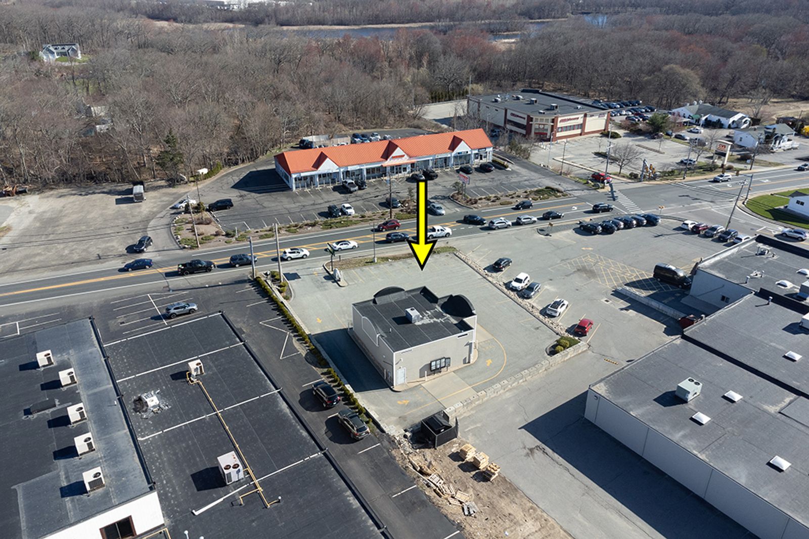 Photo 11 of Prime Real Estate w/Drive-Thru