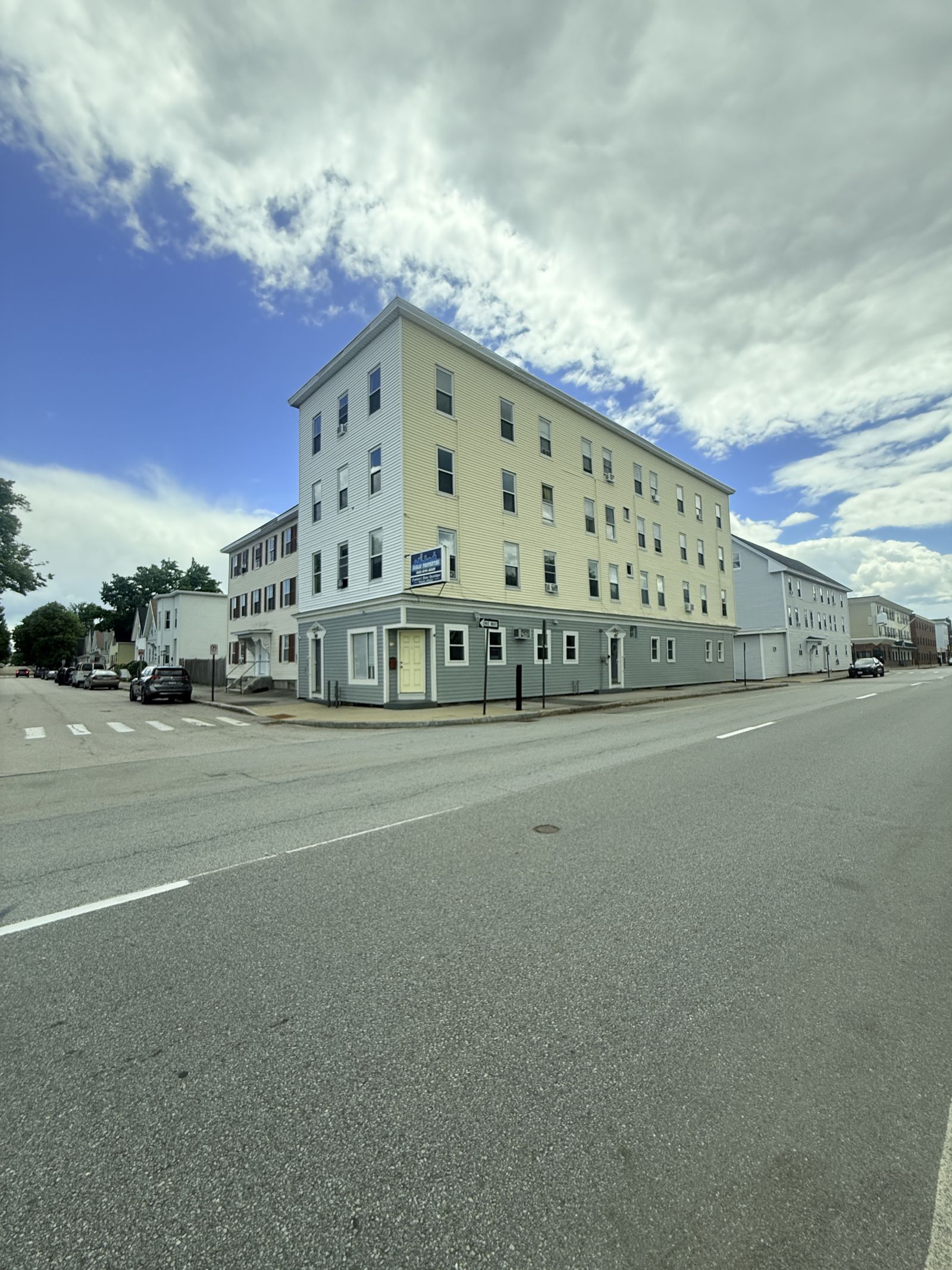Photo 1 of 770± SF Retail/Office Space with Excellent Visibility | Heat included
