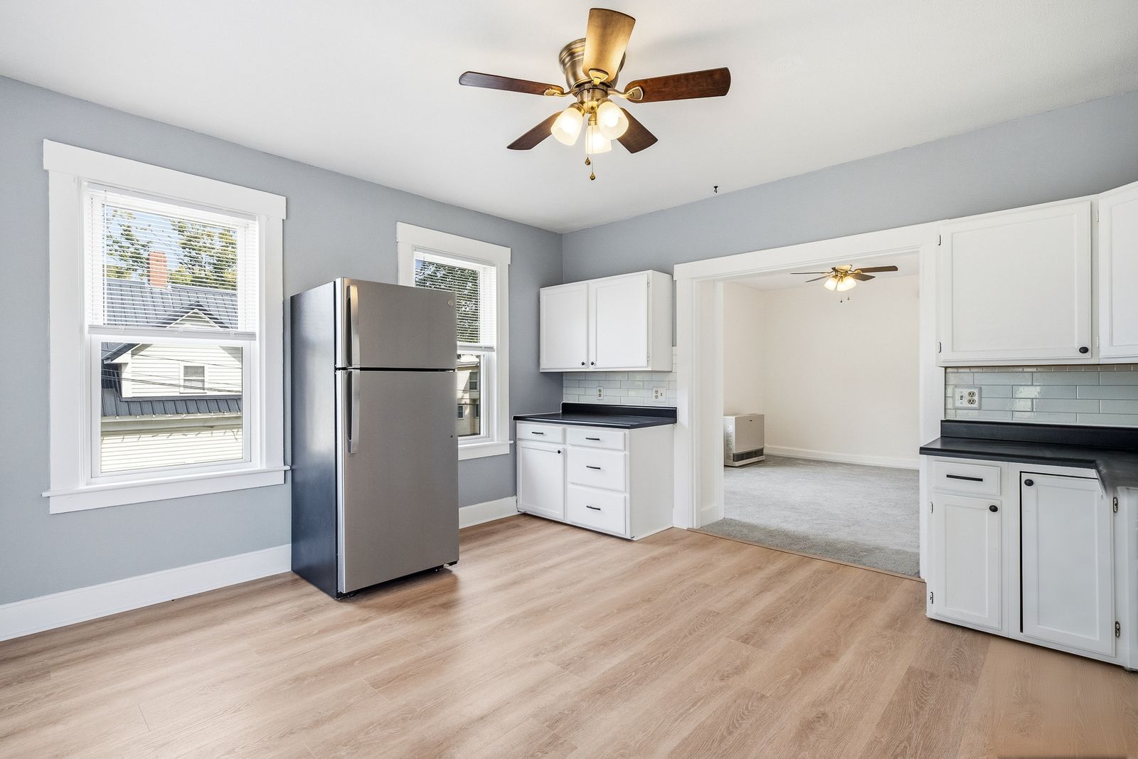 Photo 8 of Turnkey Triplex with a 9.26% Cap Rate!