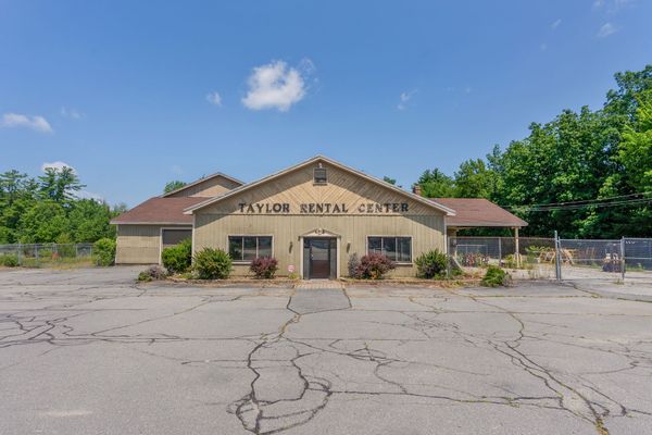 1306 Main Street