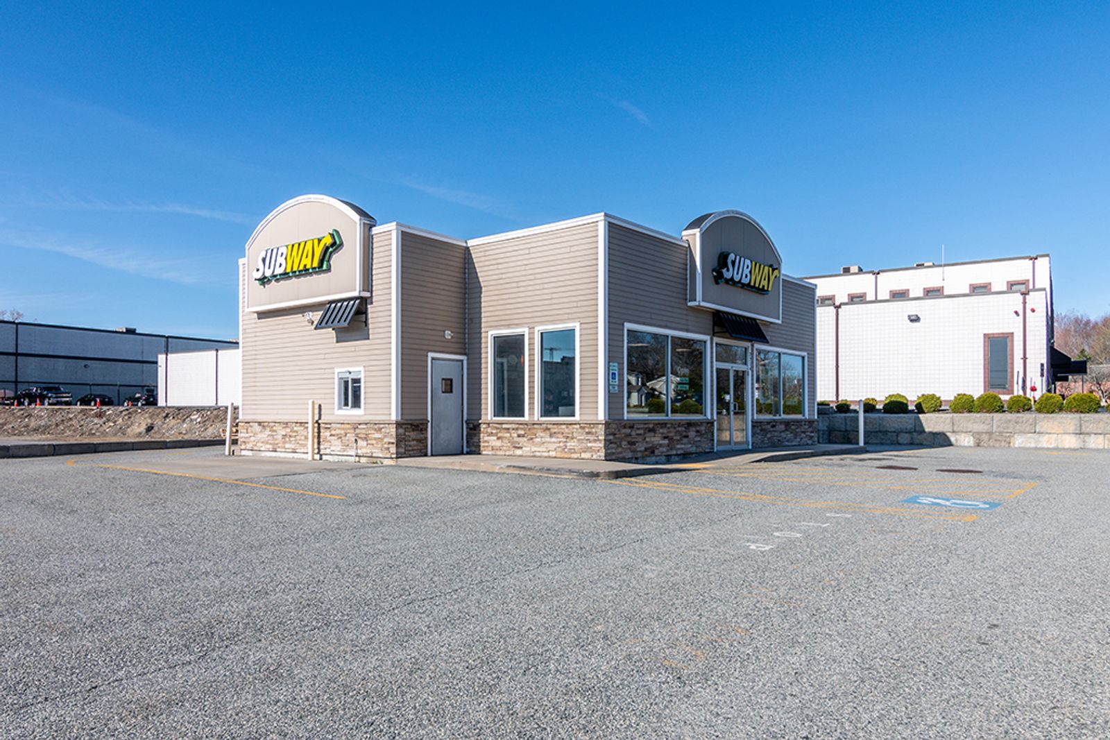 Photo 6 of Prime Real Estate w/Drive-Thru