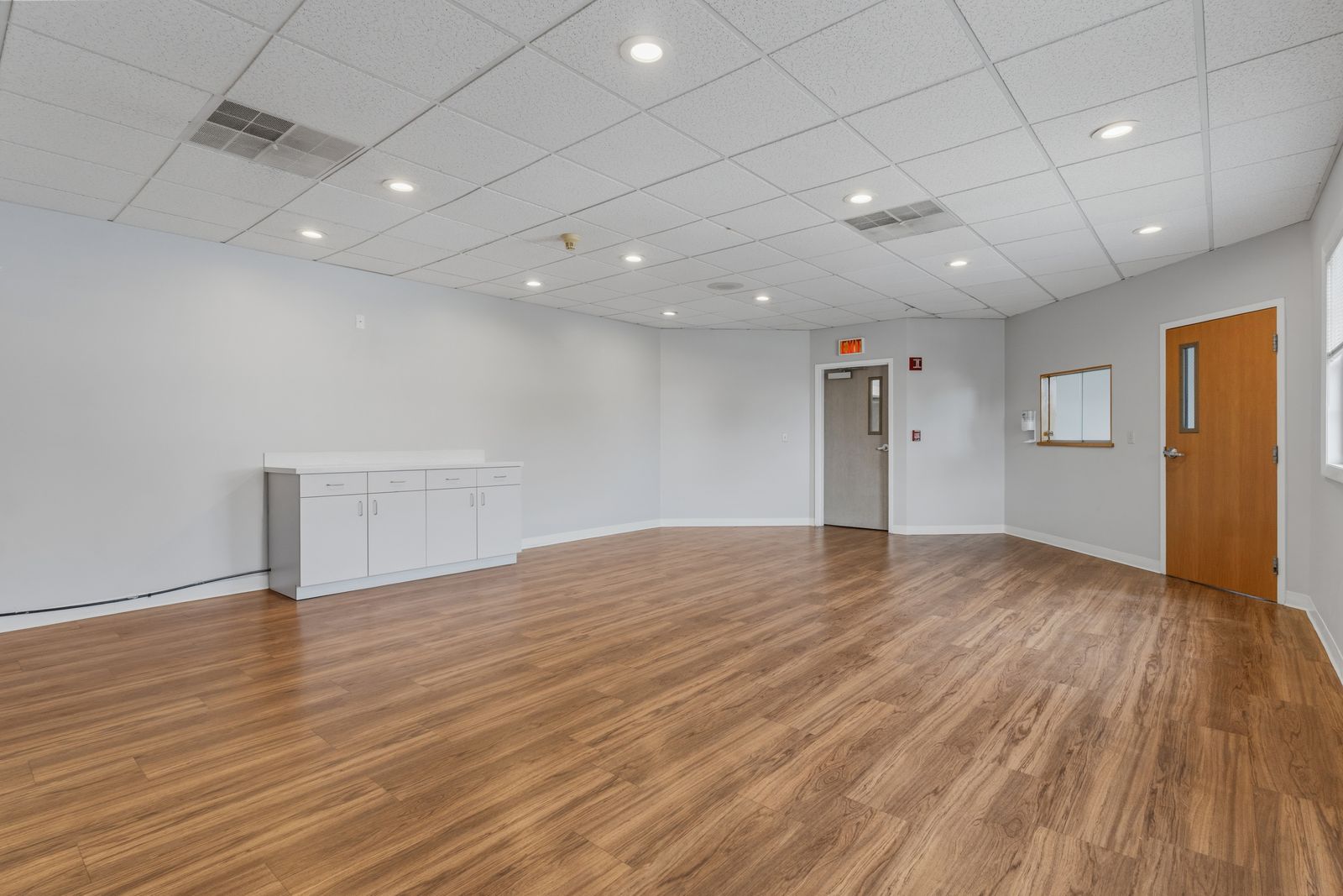 Photo 14 of TurnKey Office in Prime Location