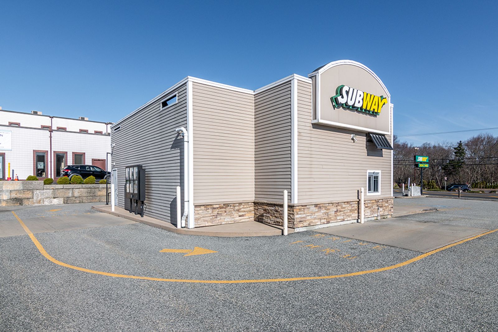 Photo 8 of Prime Real Estate w/Drive-Thru