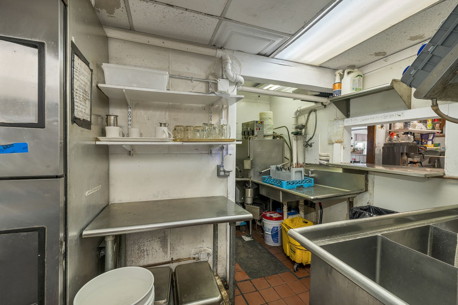 Photo 21 of Putnam's Waterview Restaurant