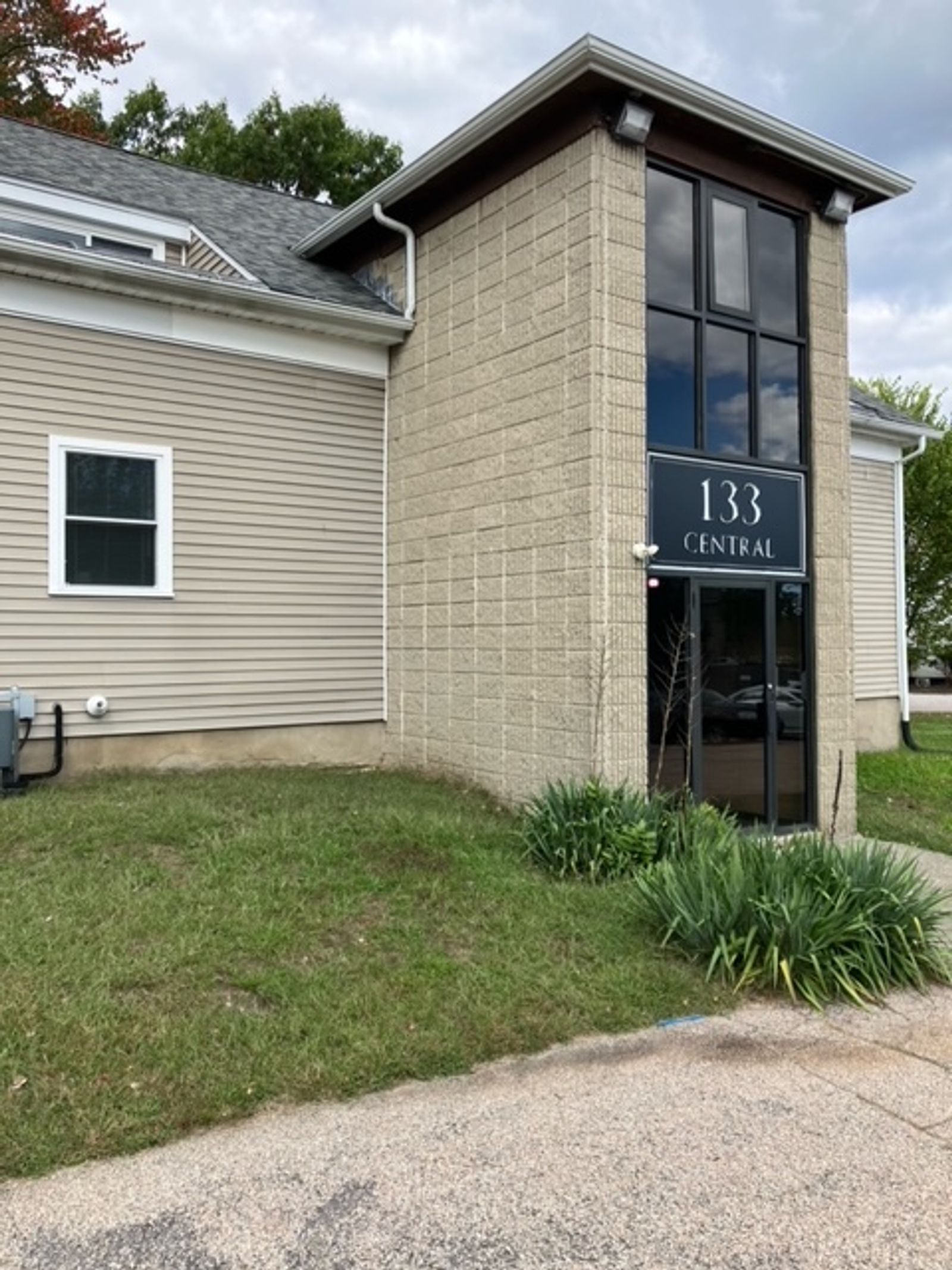 Photo 13 of 133 Central St 