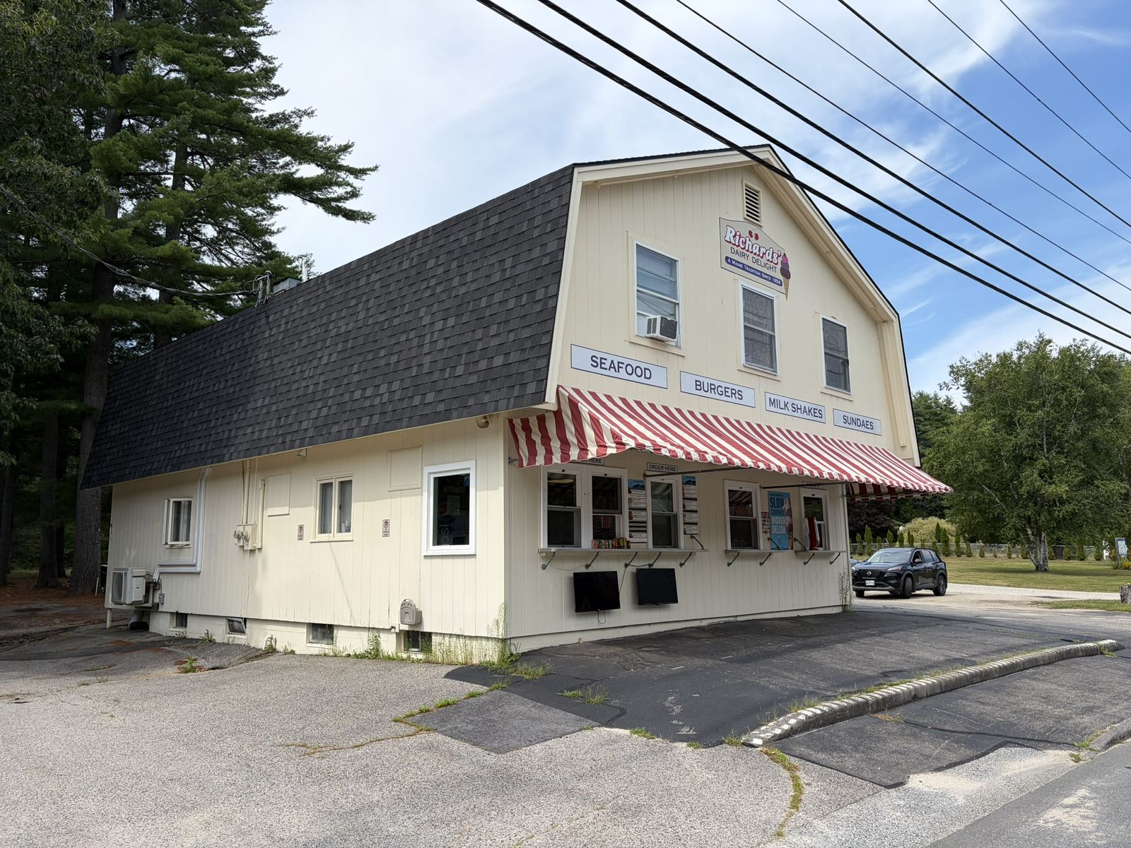 Photo 4 of 264 Sebago Rd.