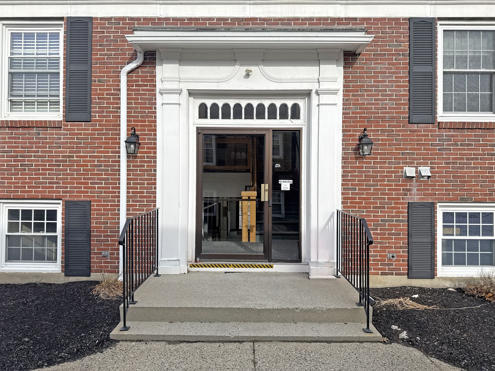 Photo 4 of 230 Lafayette Road, Building D