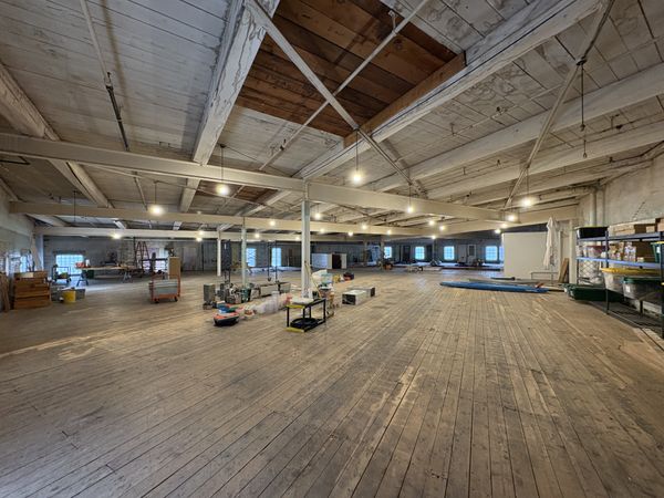 Office/Retail/Event Space - 7,900± SF