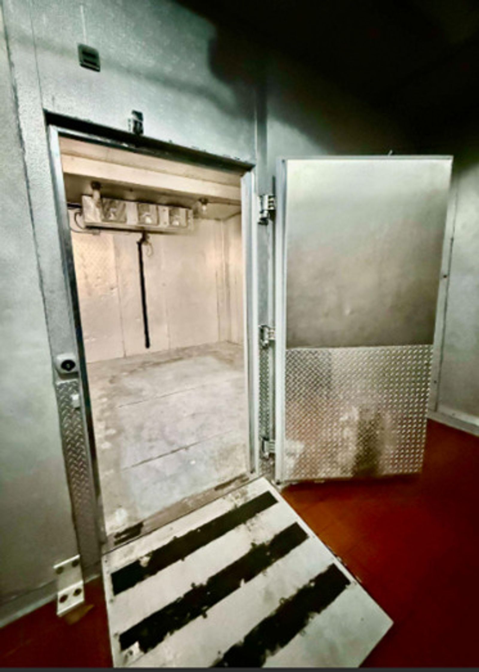 Photo 21 of 2 Post Office Square | Freestanding 2nd Generation Restaurant With Drive-Thru