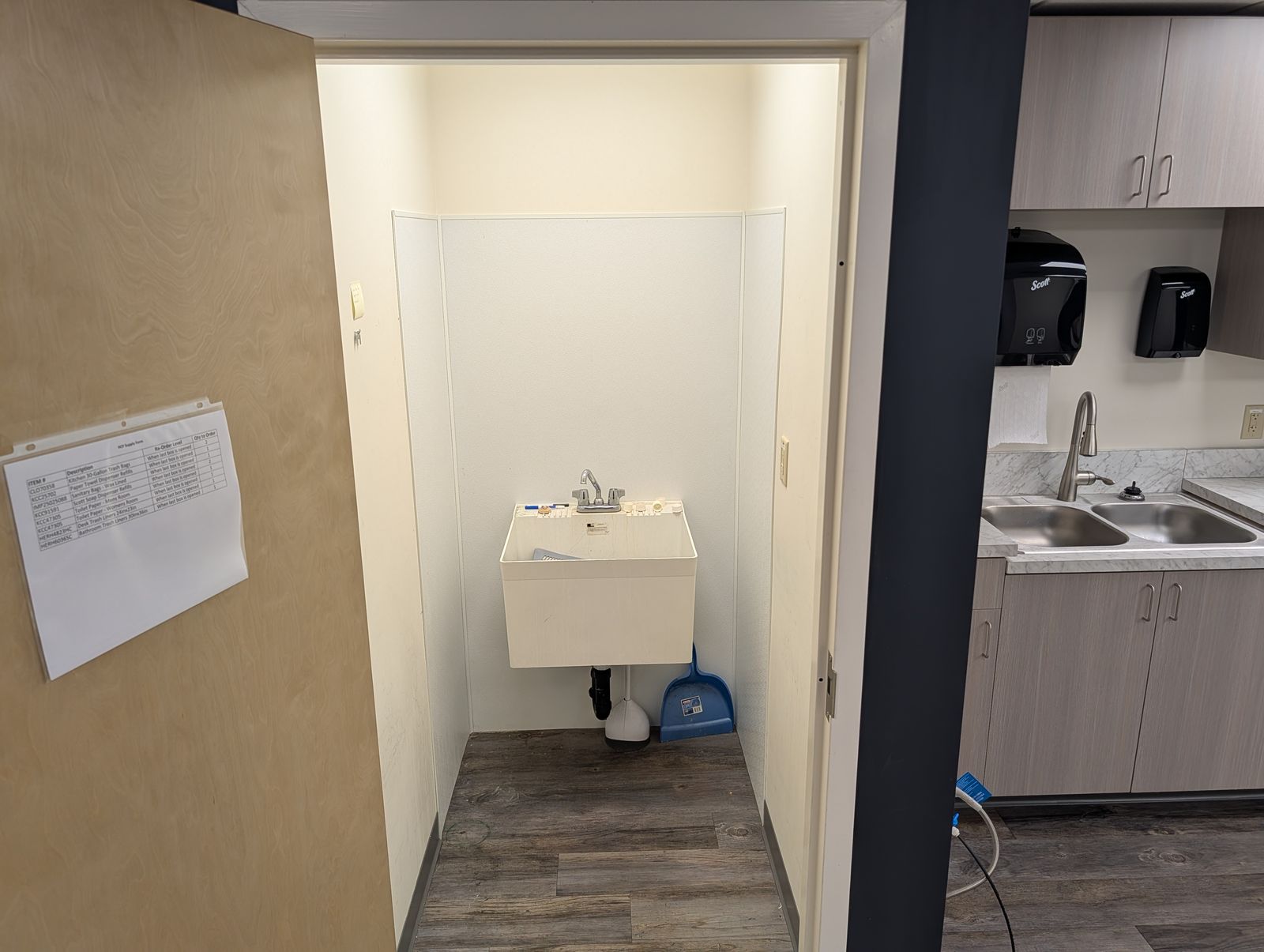 Photo 12 of Class A Office Suite Available For Lease