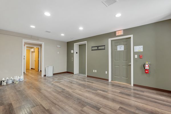 1 Mound Ct