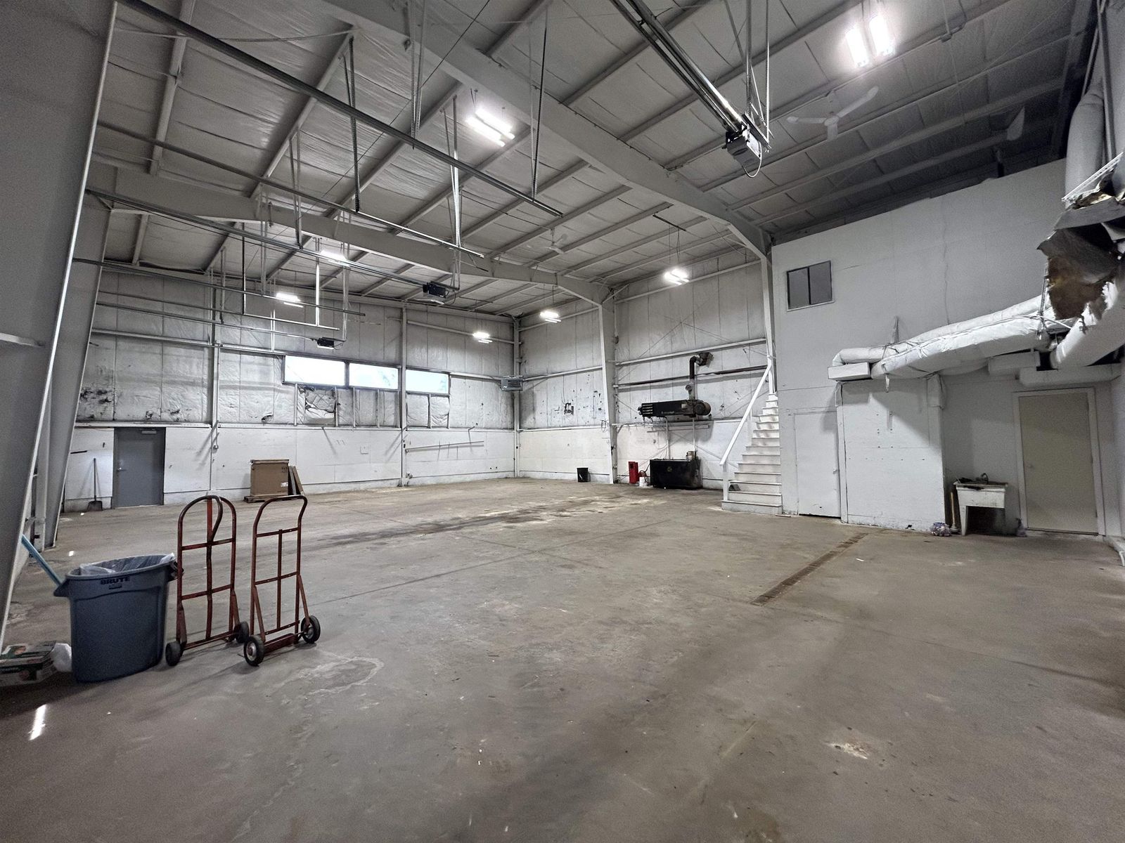 Photo 34 of 3 14' Heated Garage Bays, 5-Bay Steel Lean-to, w/Office