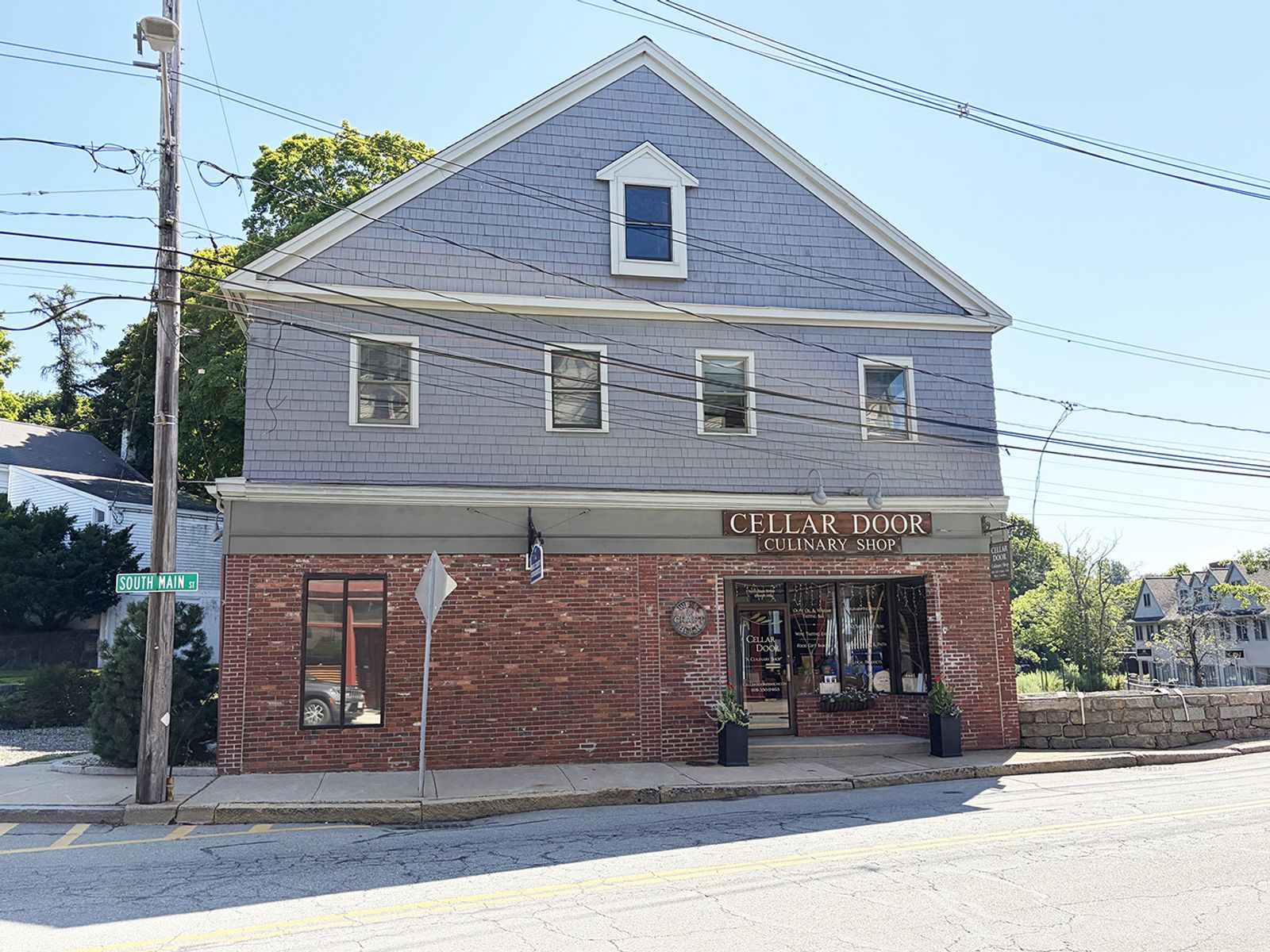 Photo 2 of Investment Sale | 3,882± SF Mixed-Use Building