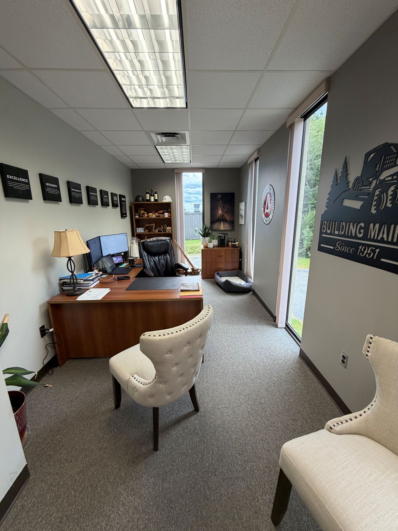 Photo 4 of Freestanding Office Building with Unmatched Visibility