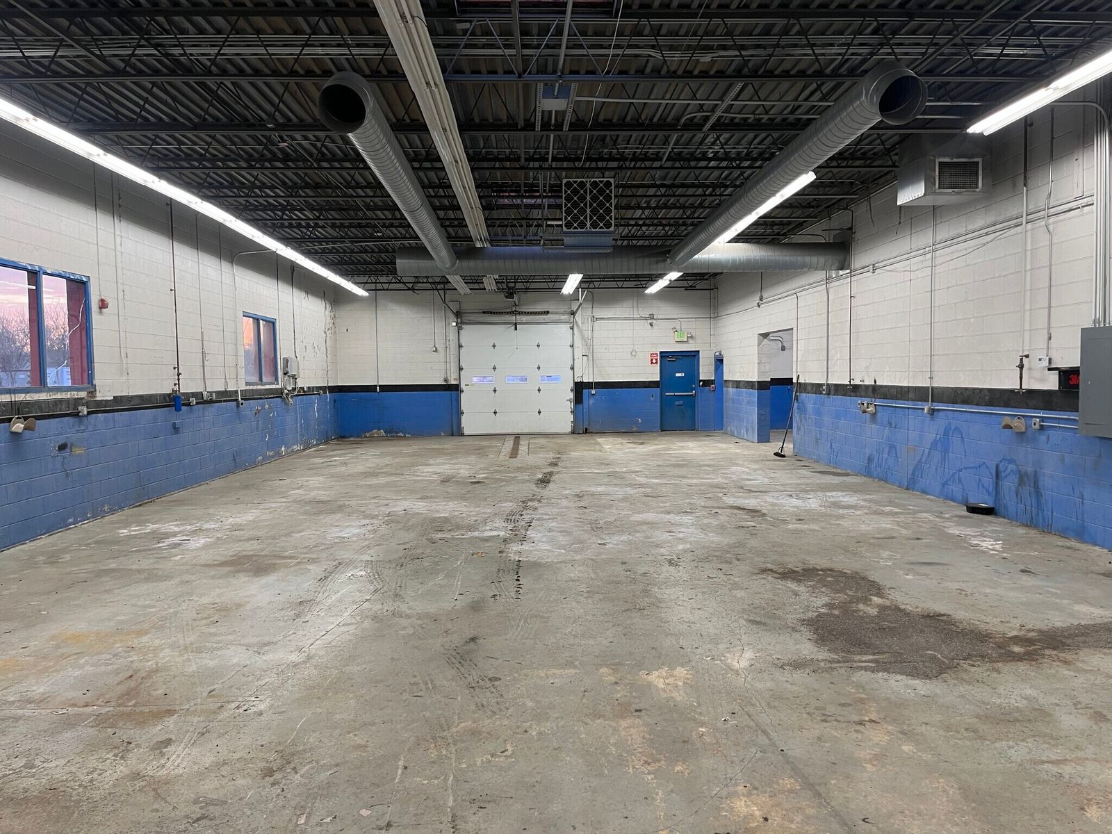 Photo 4 of Fully Leased Industrial Investment 