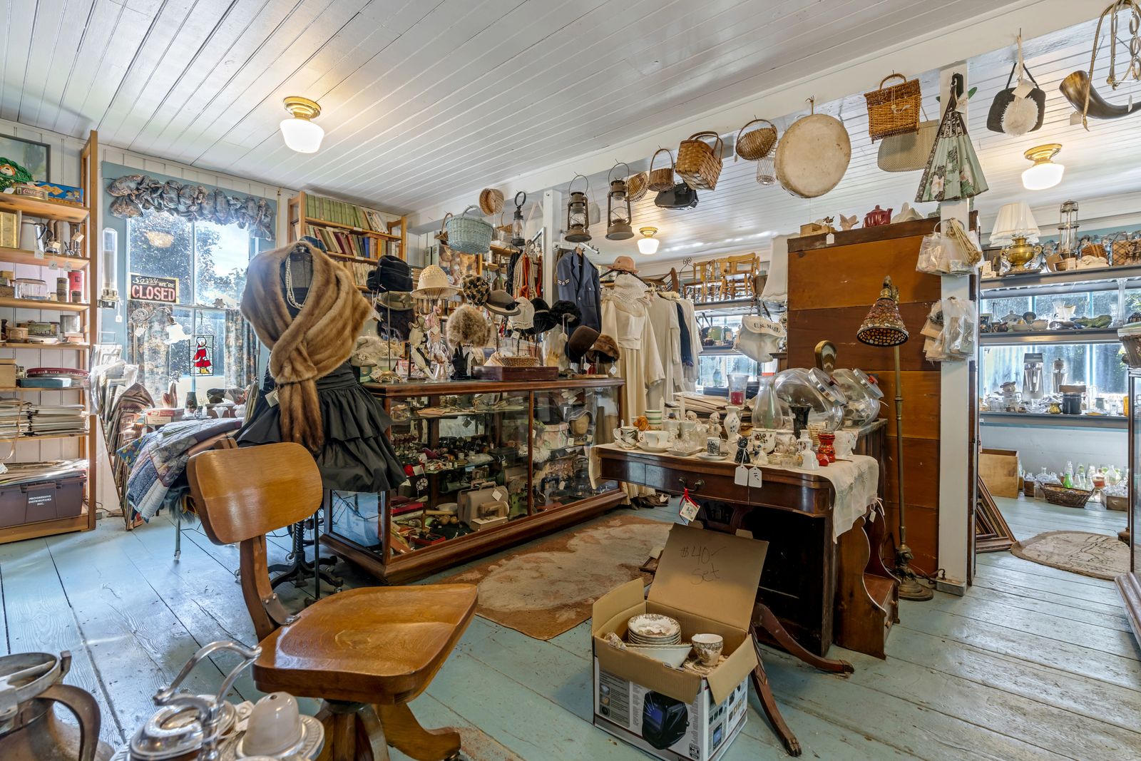 Photo 5 of Turn Key Antique Shop