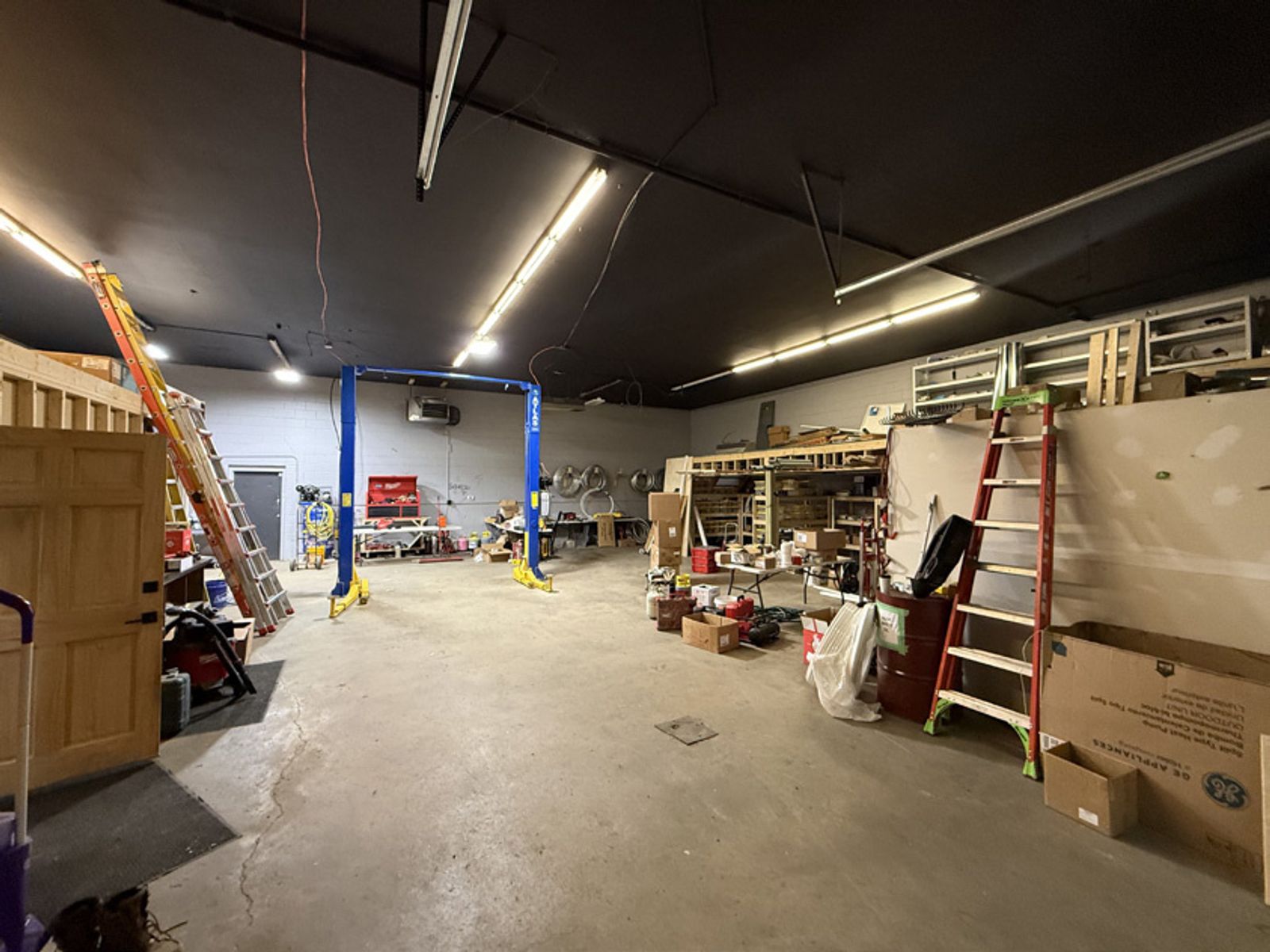 Photo 4 of Industrial Units For Lease
