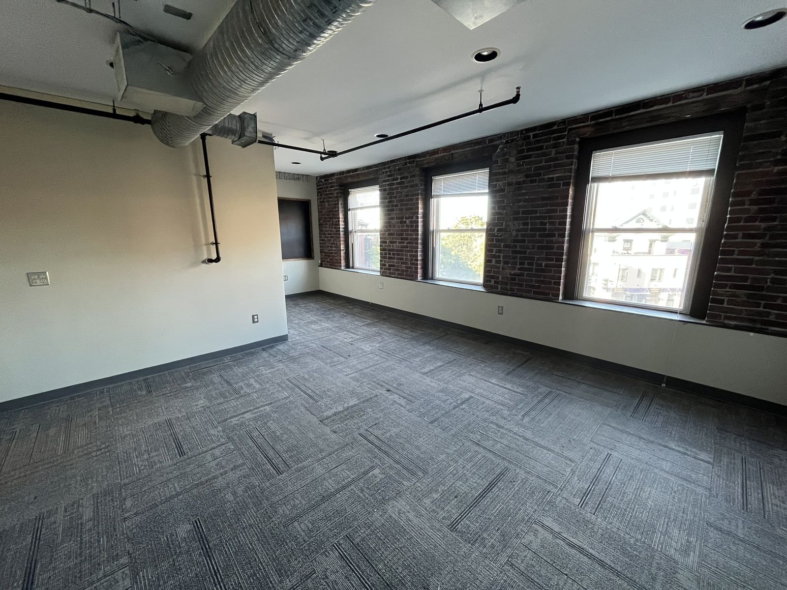 Photo 3 of 188 State Street