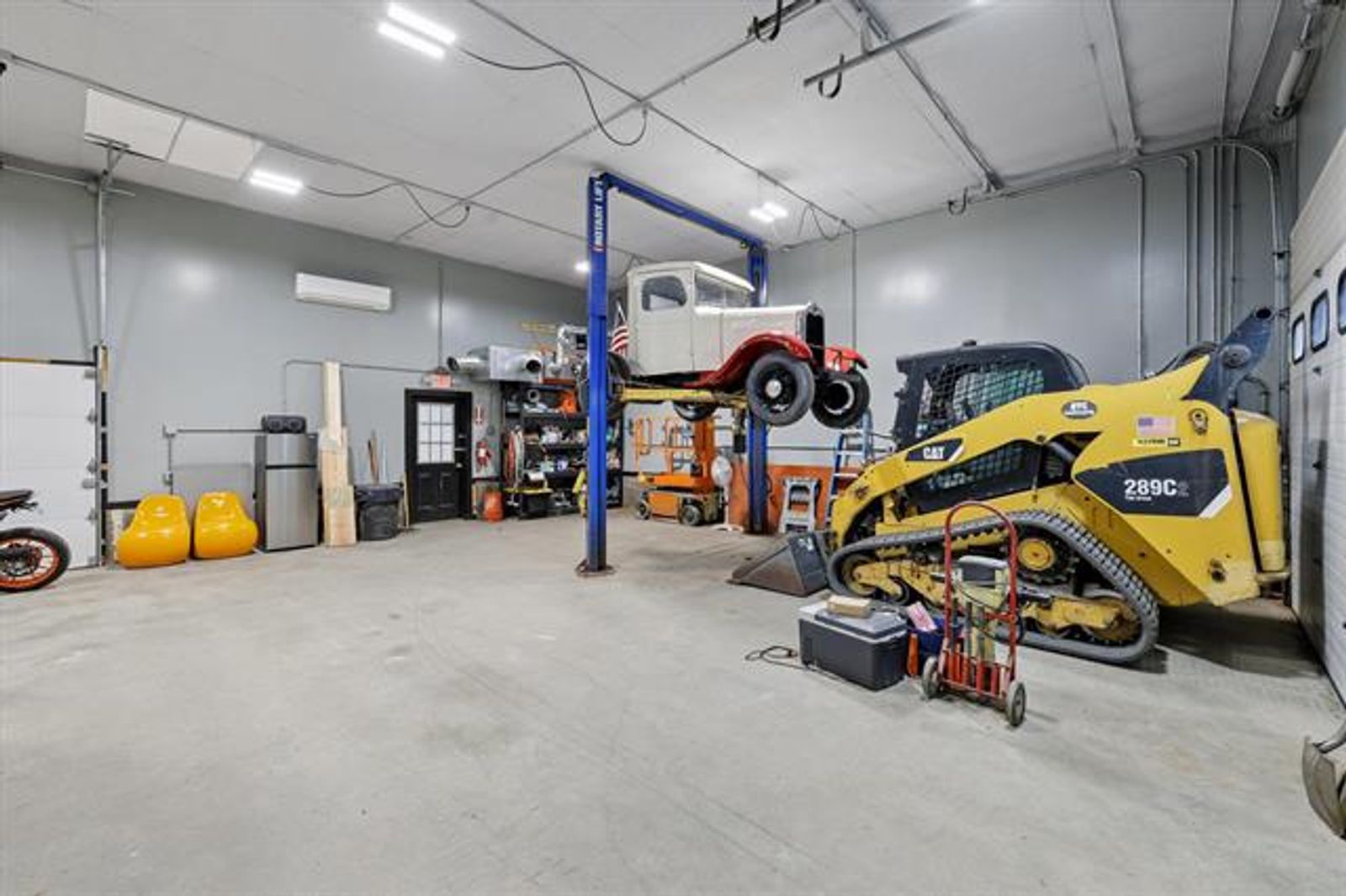 Photo 12 of Business-Zoned Property with Versatile Shop & 3-Bedroom Residence | 655 & 657 W Swanzey Rd