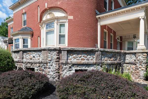460 Main Street