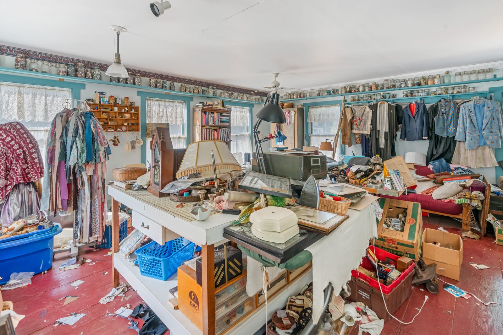 Photo 13 of Turn Key Antique Shop
