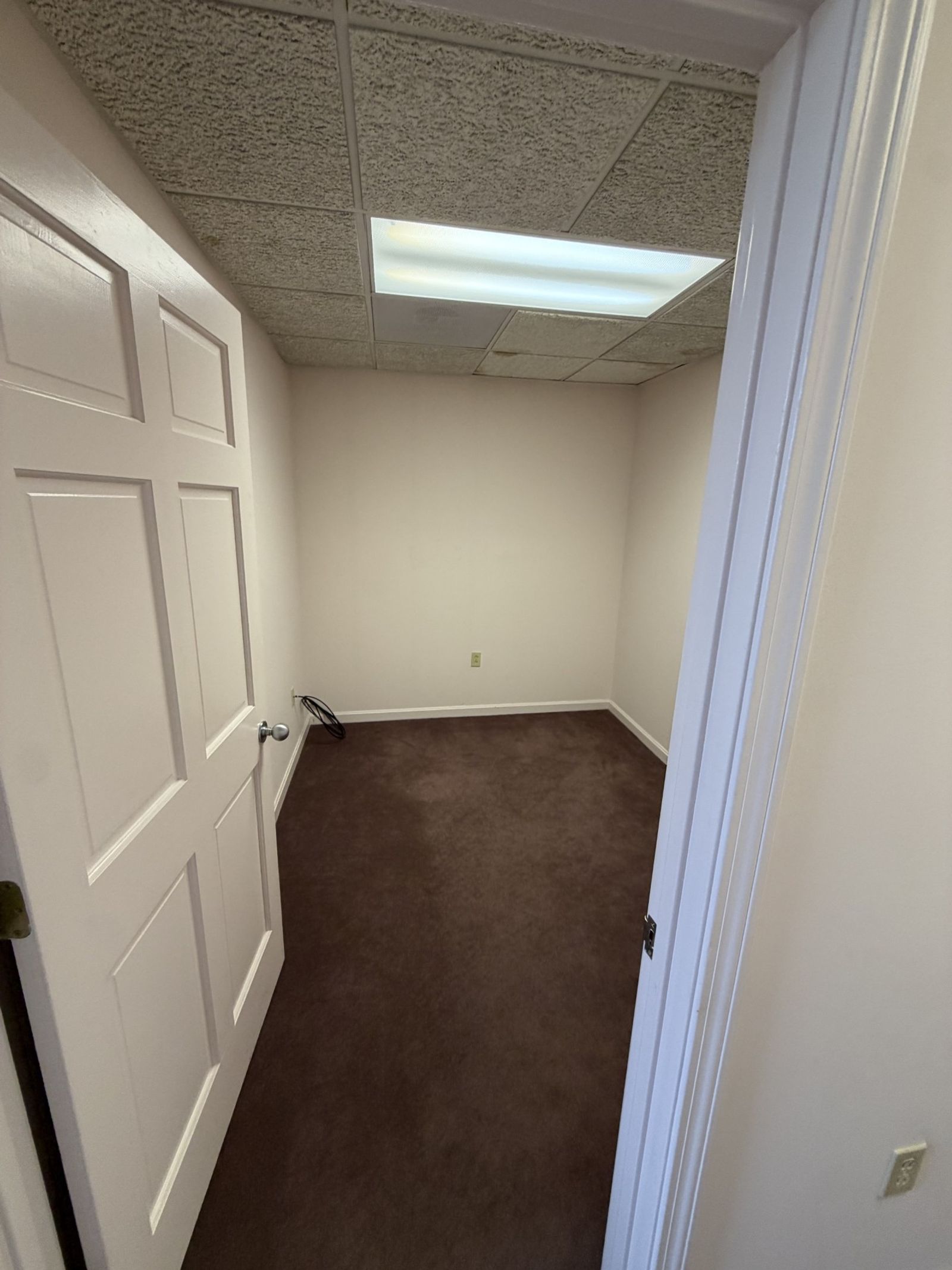 Photo 6 of 765 S Main St.
