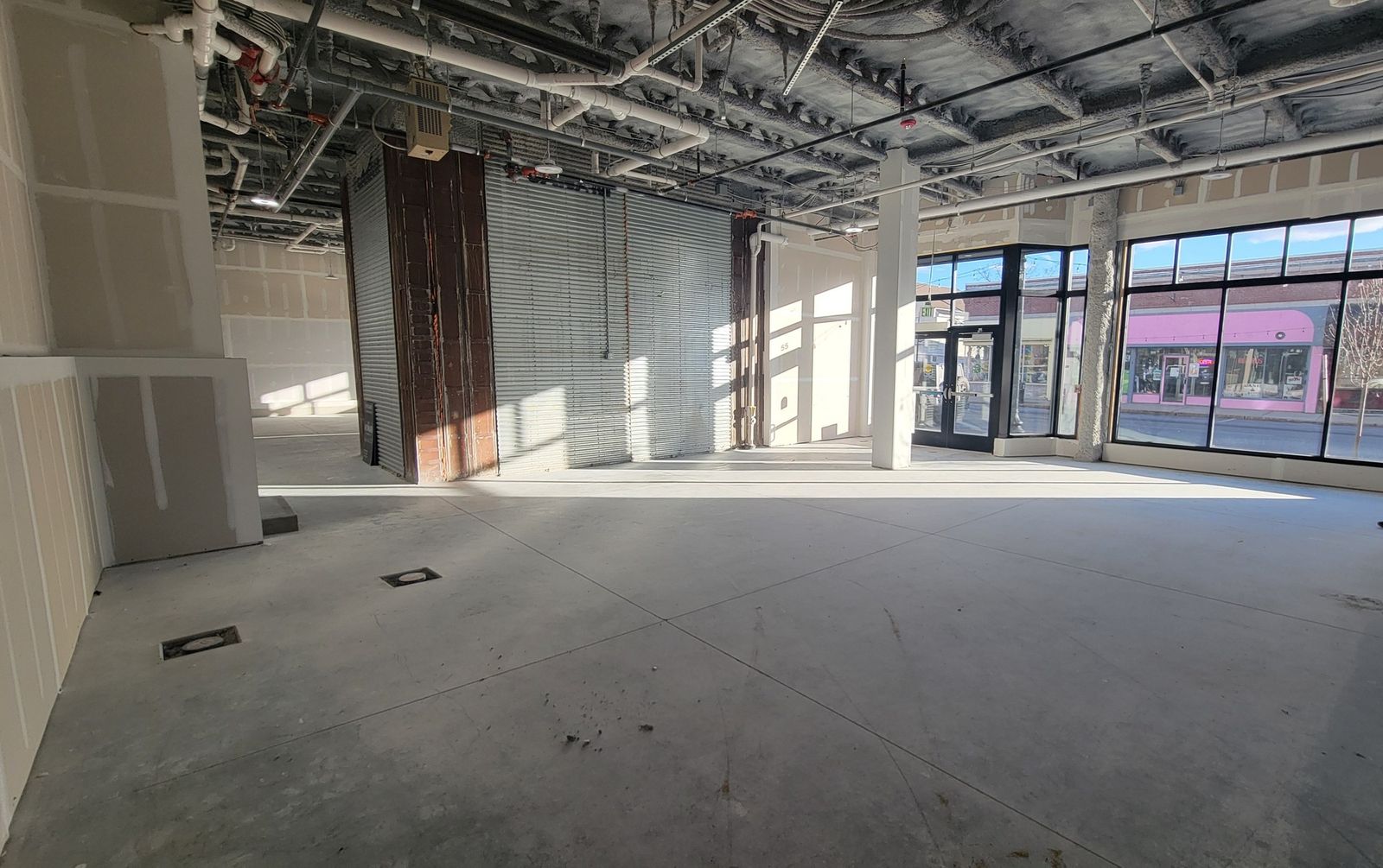Photo 15 of 55 N Main St