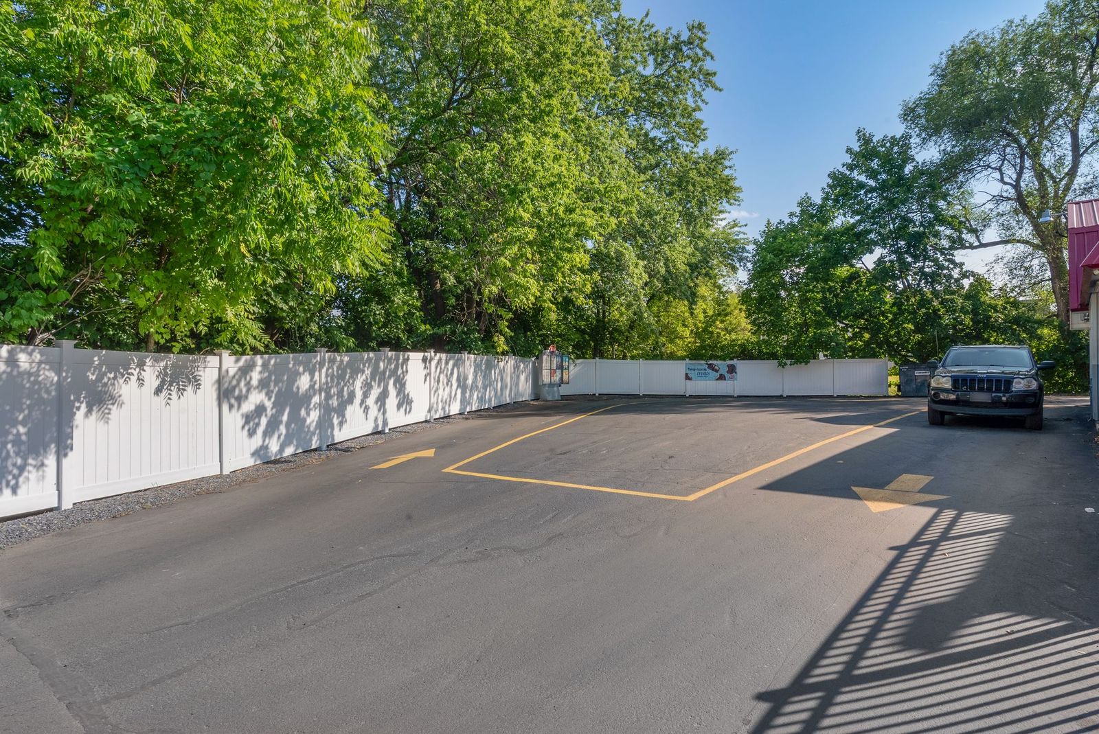 Photo 10 of Prime retail/service/ restaurant drive thru opportunity Waterville Maine. 