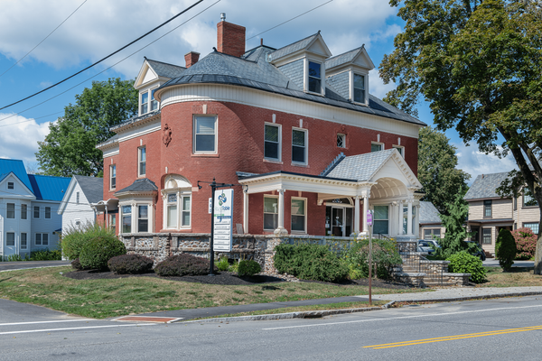 460 Main Street