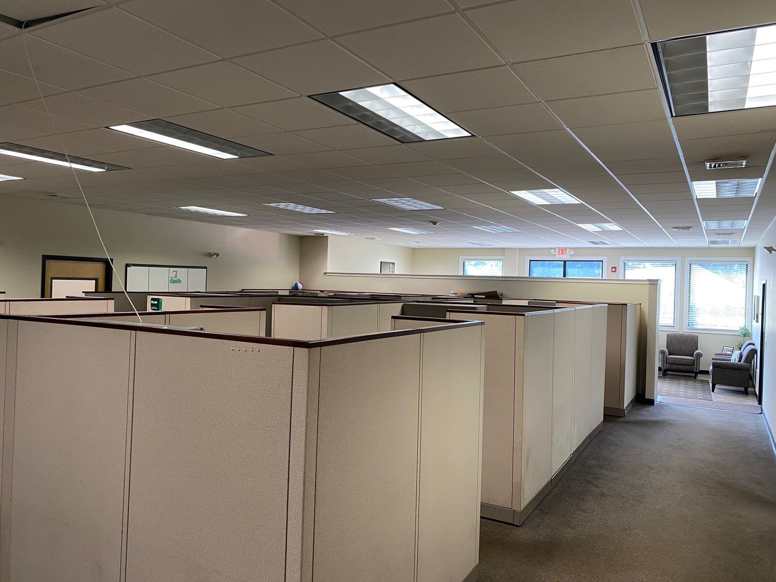 Photo 10 of Investment/Office/Industrial For Sale