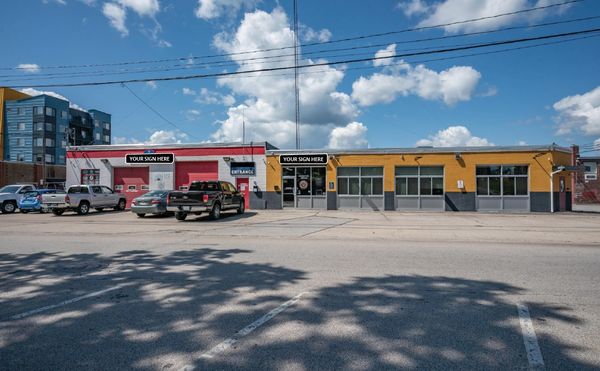 Automotive Service/Flex/Commercial Building