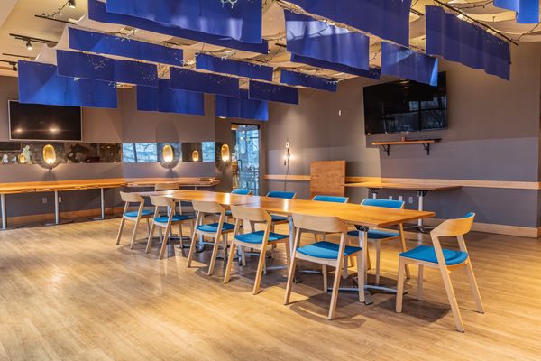 Restaurant Condominium For Lease
