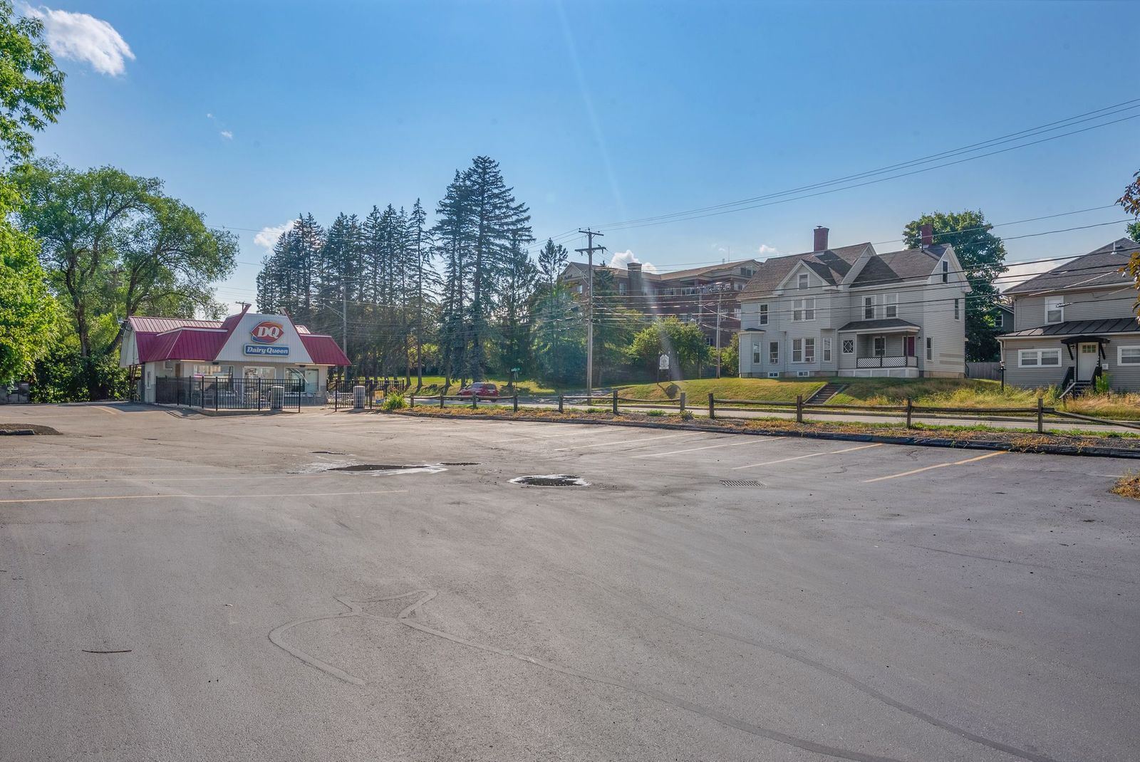 Photo 8 of Prime retail/service/ restaurant drive thru opportunity Waterville Maine. 