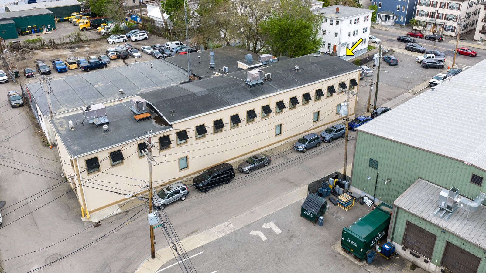 Photo 10 of 923 Hyde Park Avenue