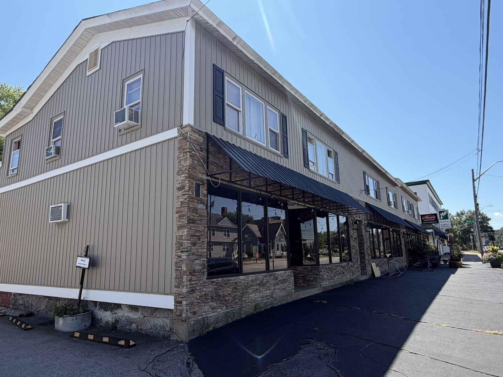 Photo 5 of Mixed-Use | 13,998SF